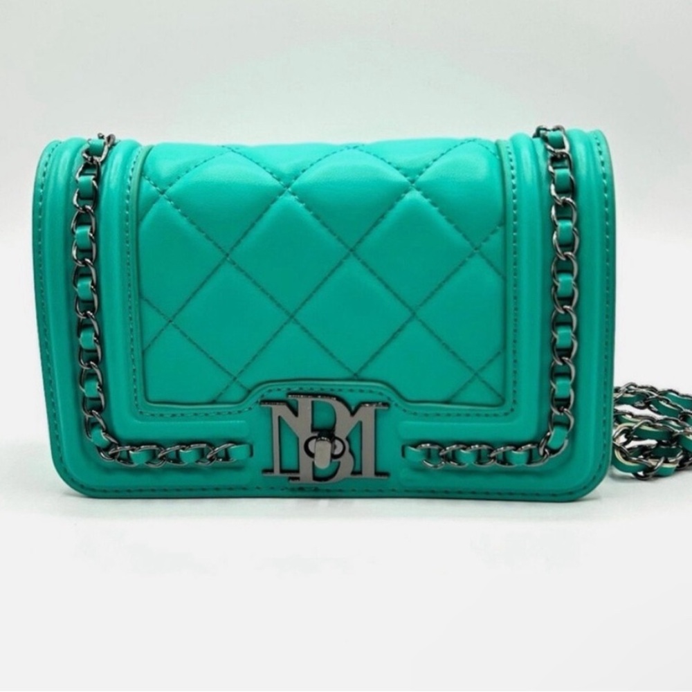 NWT Badgley Mischka Bag, Beautiful Green Color!